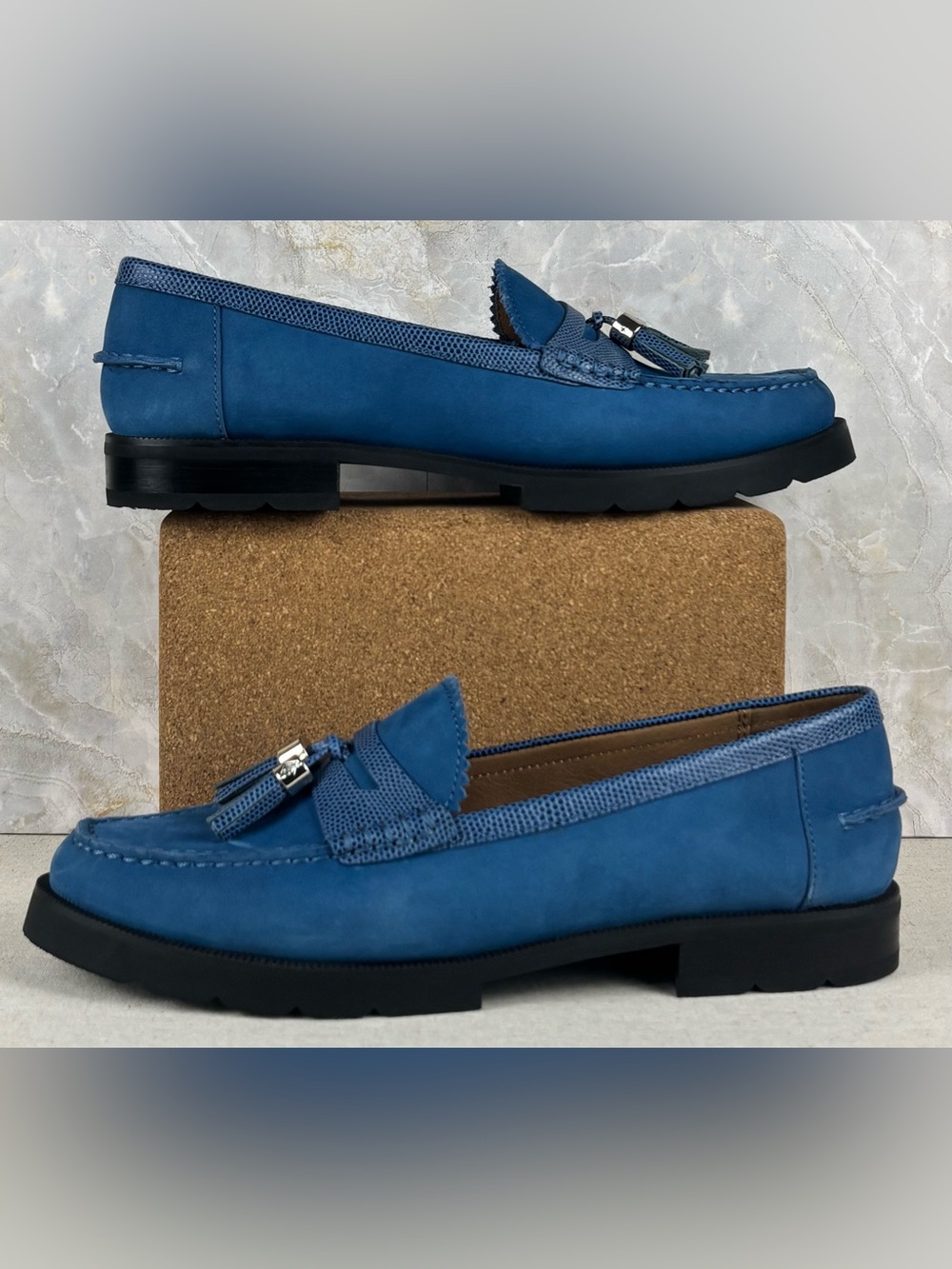 Donald Pliner Lenny Blue Leather Tassel Lug Sole Loafers Women’s 10M